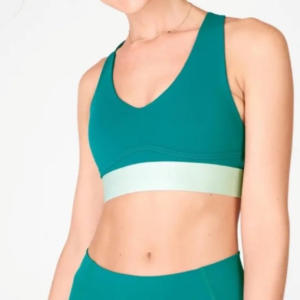 Fabletics - All Day Every Day Strappy Sports Bra, Adjustable - Teal Green, Small